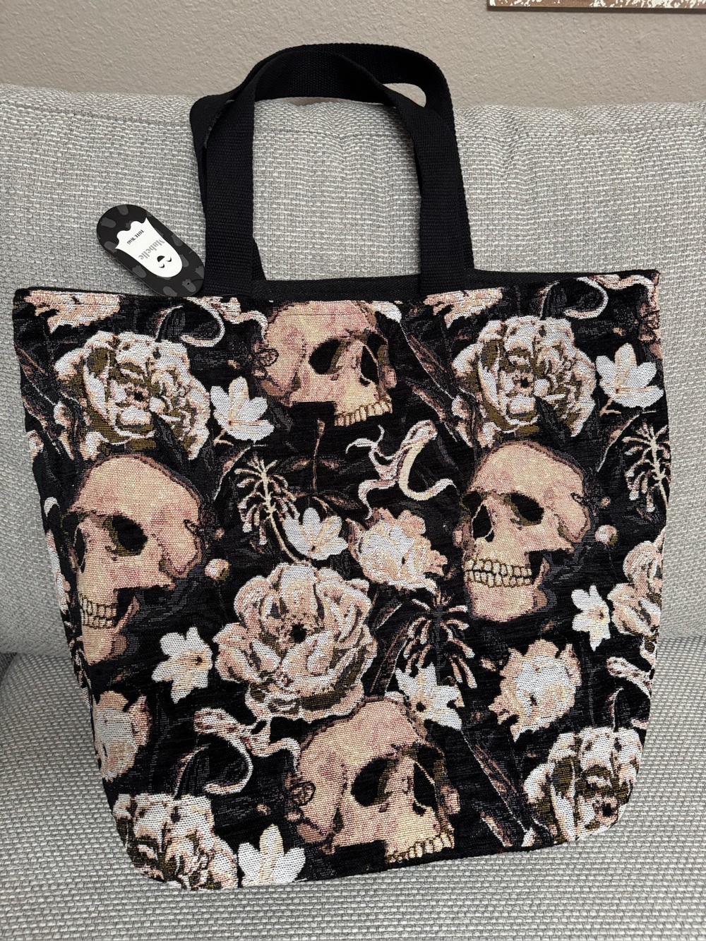 💀 Skulls & Floral Tapestry Carry All Tote Book Bag Light Weight Bag NWT